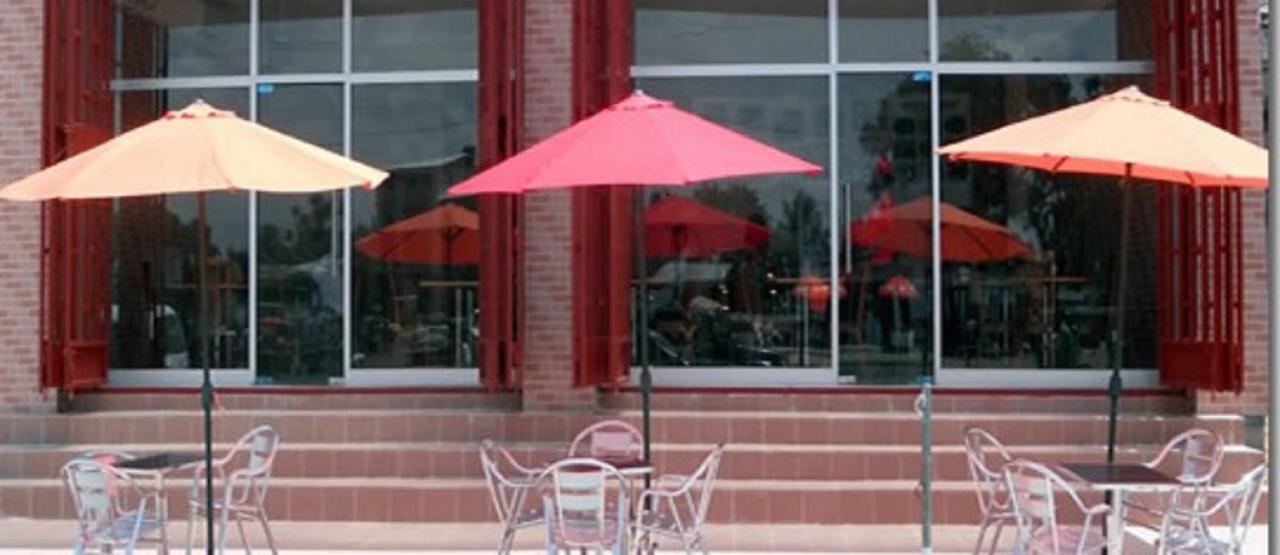 Corina Hotel Monrovia Exterior photo
